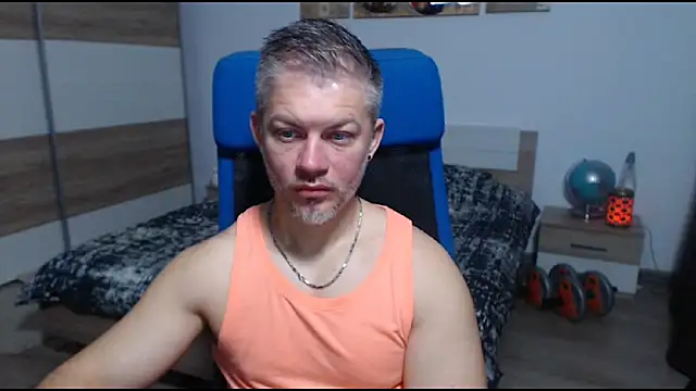 Snapshot of RobbyShawz chatting on November 6, 2025, 5:33 am RobbyShawz online show from November 6, 2025, 5:33 am