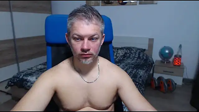 Snapshot of RobbyShawz chatting on November 7, 2025, 5:34 am RobbyShawz online show from November 7, 2025, 5:34 am