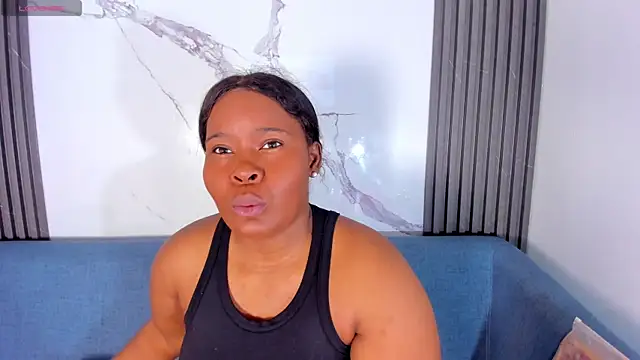 Rianamanson online show from November 1, 2025, 4:41 am