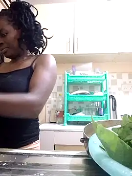 Snapshot of _cutemelania chatting on February 3, 2025, 5:24 pm  cutemelania online show from February 3, 2025, 5:24 pm