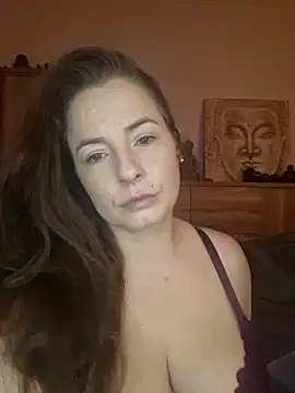 cristalines online show from September 10, 2025, 4:50 pm