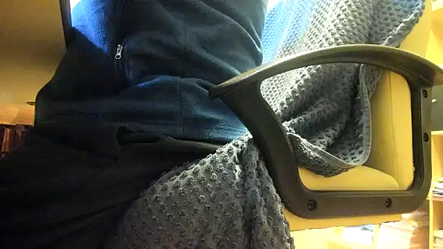 Snapshot of leccaleccafiga chatting on November 30, 2025, 1:12 pm leccaleccafiga online show from November 30, 2025, 1:12 pm