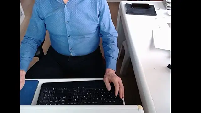 dutchpornking online show from February 6, 2026, 7:59 am