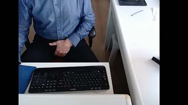 Snapshot of dutchpornking chatting on December 15, 2025, 7:58 am dutchpornking online show from December 15, 2025, 7:58 am