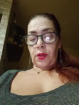 Snapshot of Chriss_Tinaa chatting on August 1, 2026, 2:20 am Chriss Tinaa online show from August 1, 2026, 2:20 am