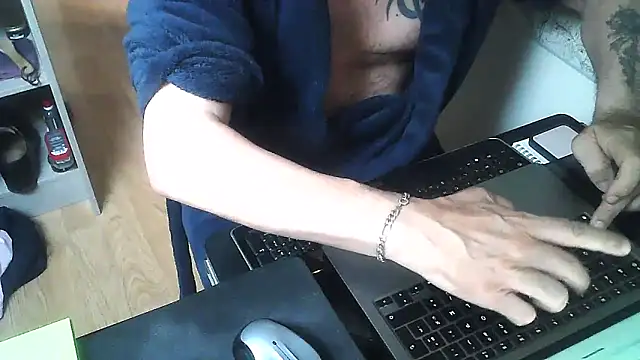 Snapshot of DUDURA@xh chatting on June 3, 2026, 5:41 am DUDURAxh online show from June 3, 2026, 5:41 am