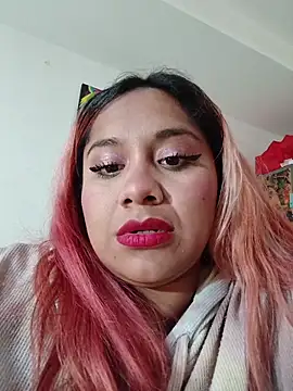 Snapshot of PokeGirld chatting on February 1, 2026, 10:41 pm PokeGirld online show from February 1, 2026, 10:41 pm