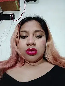 Snapshot of PokeGirld chatting on February 14, 2026, 6:35 am PokeGirld online show from February 14, 2026, 6:35 am