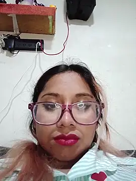 Snapshot of PokeGirld chatting on February 15, 2026, 4:57 am PokeGirld online show from February 15, 2026, 4:57 am