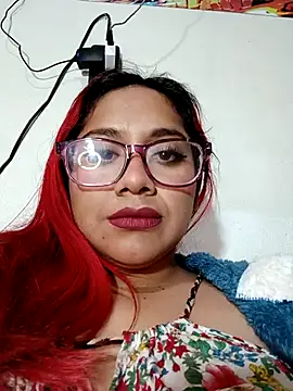 Snapshot of PokeGirld chatting on January 6, 2026, 6:39 am PokeGirld online show from January 6, 2026, 6:39 am