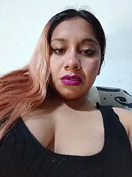 Snapshot of PokeGirld chatting on February 25, 2026, 5:40 am PokeGirld online show from February 25, 2026, 5:40 am