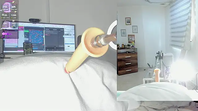 Snapshot of sofi_velez chatting on November 9, 2025, 5:06 pm sofi velez online show from November 9, 2025, 5:06 pm