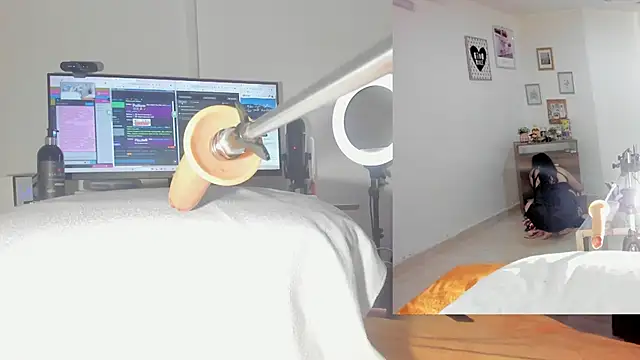 Snapshot of sofi_velez chatting on November 14, 2025, 6:33 pm sofi velez online show from November 14, 2025, 6:33 pm