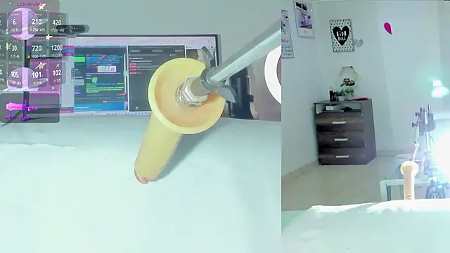 Snapshot of sofi_velez chatting on February 1, 2026, 5:00 pm sofi velez online show from February 1, 2026, 5:00 pm