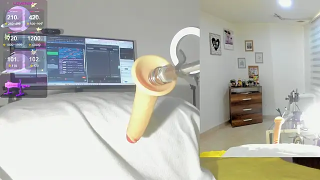 Snapshot of sofi_velez chatting on November 2, 2025, 5:29 pm sofi velez online show from November 2, 2025, 5:29 pm