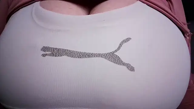 AnnyelinnaLove online show from January 8, 2026, 3:45 am