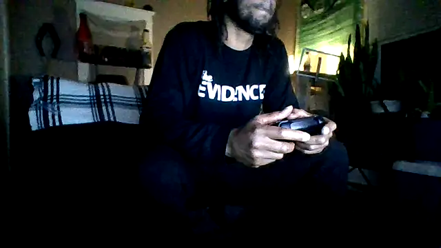 PrettyboyRed online show from October 24, 2025, 2:43 am