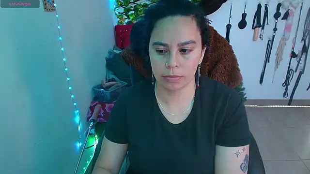 elektra 32 online show from February 17, 2026, 4:43 am