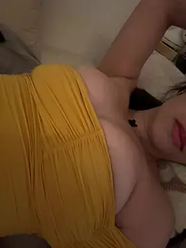 Snapshot of Prettylilgirll chatting on July 29, 2026, 7:24 pm Prettylilgirll online show from July 29, 2026, 7:24 pm