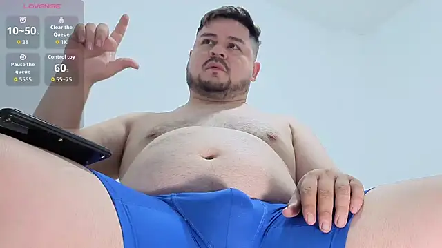 Snapshot of oso_dirty_ chatting on November 26, 2025, 6:52 pm oso dirty online show from November 26, 2025, 6:52 pm