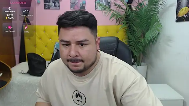 Snapshot of oso_dirty_ chatting on March 16, 2025, 5:28 pm oso dirty  online show from March 16, 2025, 5:28 pm