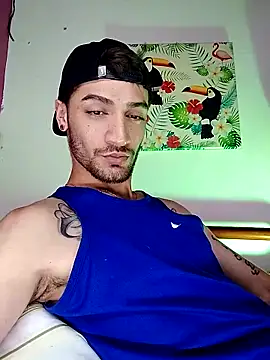 Snapshot of iamxandertv chatting on November 9, 2025, 6:01 pm iamxandertv online show from November 9, 2025, 6:01 pm