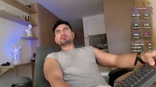 Snapshot of bradley_muscle chatting on March 20, 2025, 9:13 pm bradley muscle online show from March 20, 2025, 9:13 pm