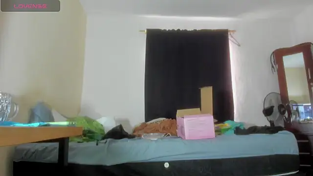 Snapshot of Zuan_zuan777 chatting on December 27, 2024, 6:10 pm Zuan zuan777 online show from December 27, 2024, 6:10 pm