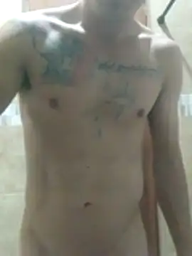 Snapshot of landy20cm chatting on November 16, 2025, 12:32 pm landy20cm online show from November 16, 2025, 12:32 pm