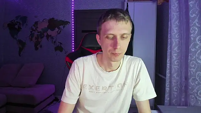 alex13ho online show from May 9, 2026, 9:07 pm