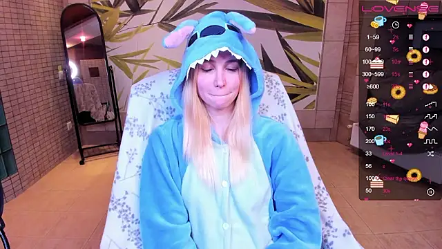 fleximona online show from March 8, 2026, 9:18 pm