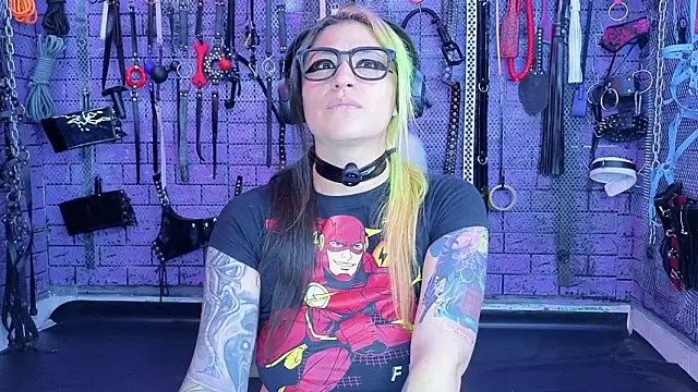 PANDORANEZZ online show from March 19, 2026, 12:05 pm