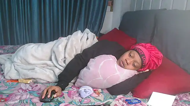 Snapshot of CummSavage chatting on November 17, 2025, 6:12 pm CummSavage online show from November 17, 2025, 6:12 pm