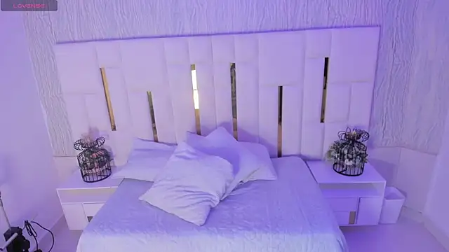 Snapshot of Meghan_stonne_ chatting on September 13, 2025, 7:03 pm Meghan stonne online show from September 13, 2025, 7:03 pm