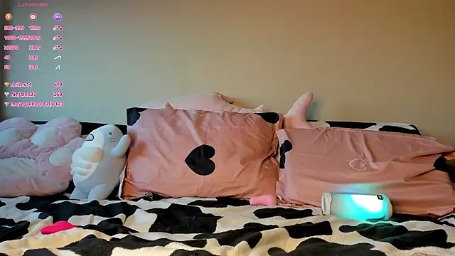 Snapshot of YaraAveiri chatting on February 16, 2025, 2:10 pm YaraAveiri online show from February 16, 2025, 2:10 pm