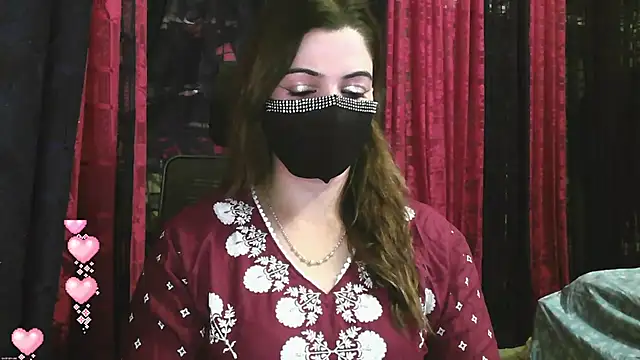 Cute Sonii online show from November 5, 2025, 12:41 pm