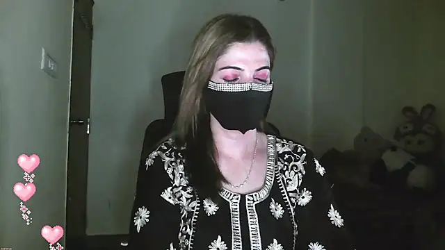 Cute Sonii online show from April 19, 2026, 12:39 pm