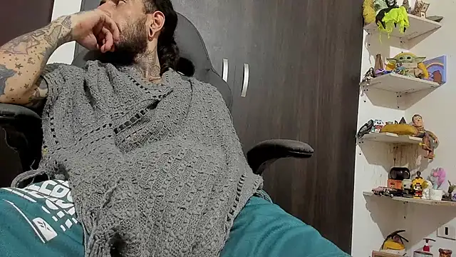 Snapshot of harry_reems1 chatting on November 30, 2025, 2:23 am harry reems1 online show from November 30, 2025, 2:23 am