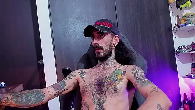 Snapshot of harry_reems1 chatting on November 17, 2025, 9:57 am harry reems1 online show from November 17, 2025, 9:57 am