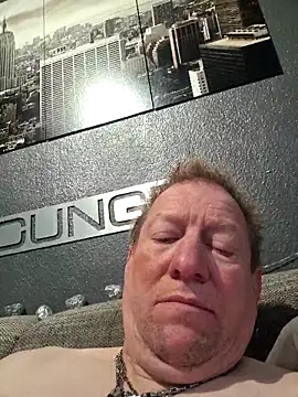 Snapshot of tomtom111111 chatting on September 26, 2025, 7:37 am tomtom111111 online show from September 26, 2025, 7:37 am