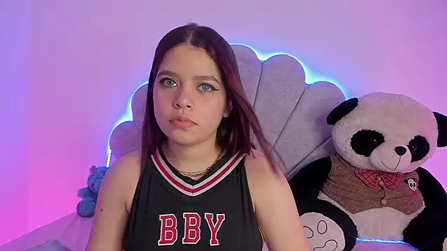 EmmaClarck online show from February 11, 2025, 10:28 pm