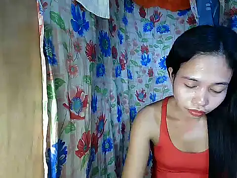 Snapshot of PinaySkinnyGirl chatting on February 13, 2026, 1:33 pm PinaySkinnyGirl online show from February 13, 2026, 1:33 pm