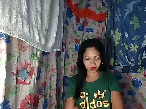 Snapshot of PinaySkinnyGirl chatting on December 20, 2025, 10:07 am PinaySkinnyGirl online show from December 20, 2025, 10:07 am