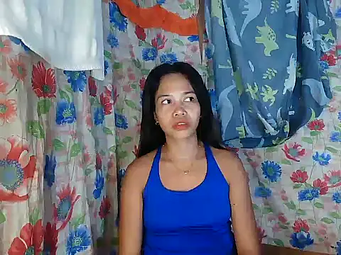 Snapshot of PinaySkinnyGirl chatting on December 18, 2025, 9:51 pm PinaySkinnyGirl online show from December 18, 2025, 9:51 pm