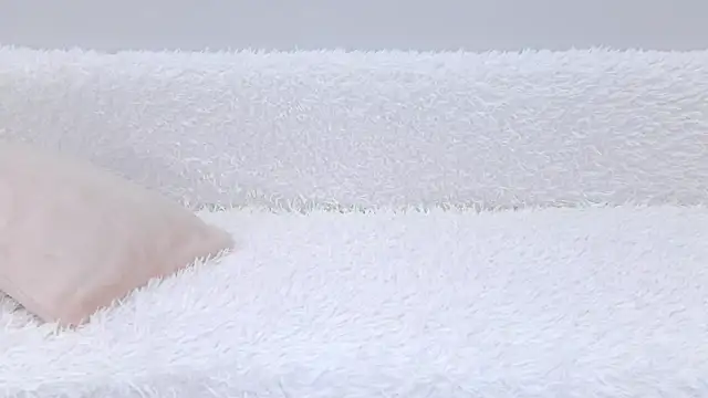 Beauty Alex online show from December 3, 2025, 1:17 am