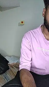 FearingForm online show from November 11, 2025, 8:25 pm