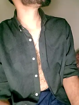 FearingForm online show from November 4, 2025, 7:50 pm