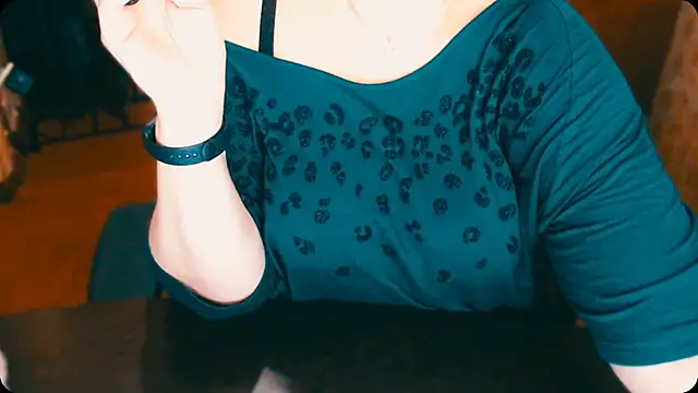 Snapshot of AlisaHot55 chatting on November 24, 2025, 11:21 am AlisaHot55 online show from November 24, 2025, 11:21 am