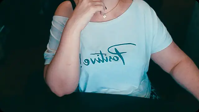 Snapshot of AlisaHot55 chatting on November 7, 2025, 11:26 am AlisaHot55 online show from November 7, 2025, 11:26 am