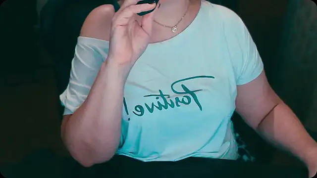 Snapshot of AlisaHot55 chatting on October 24, 2025, 11:09 am AlisaHot55 online show from October 24, 2025, 11:09 am